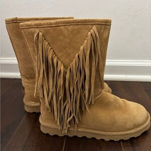 BEARPAW Cherilyn women's suede fringe boots
